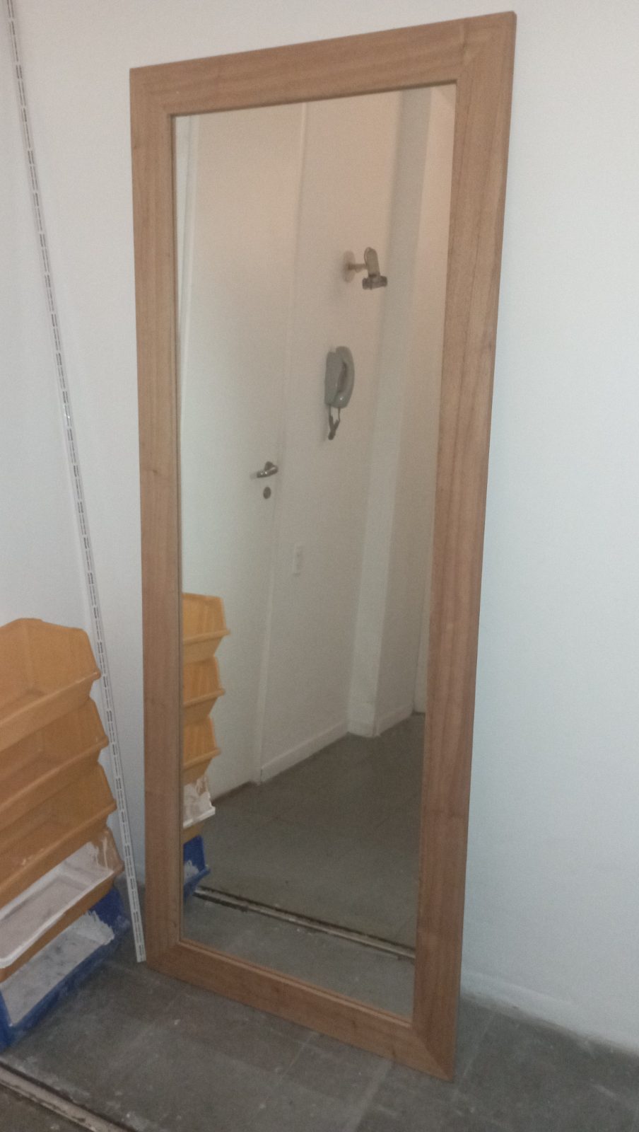 ESPEJO NORDICO MADERA COLOR NATURAL 