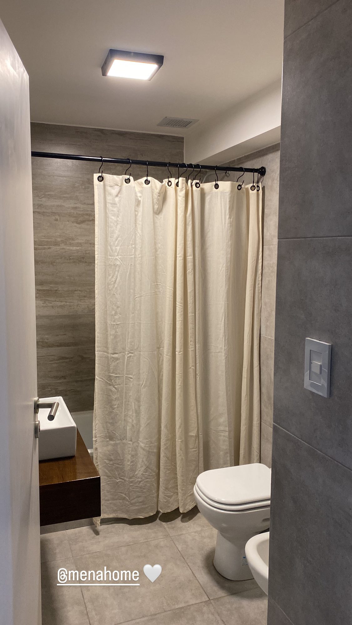 Combo 2 Cortinas Baño Gasa Premium Completas + Barrales Negros (se retira en Caballito)