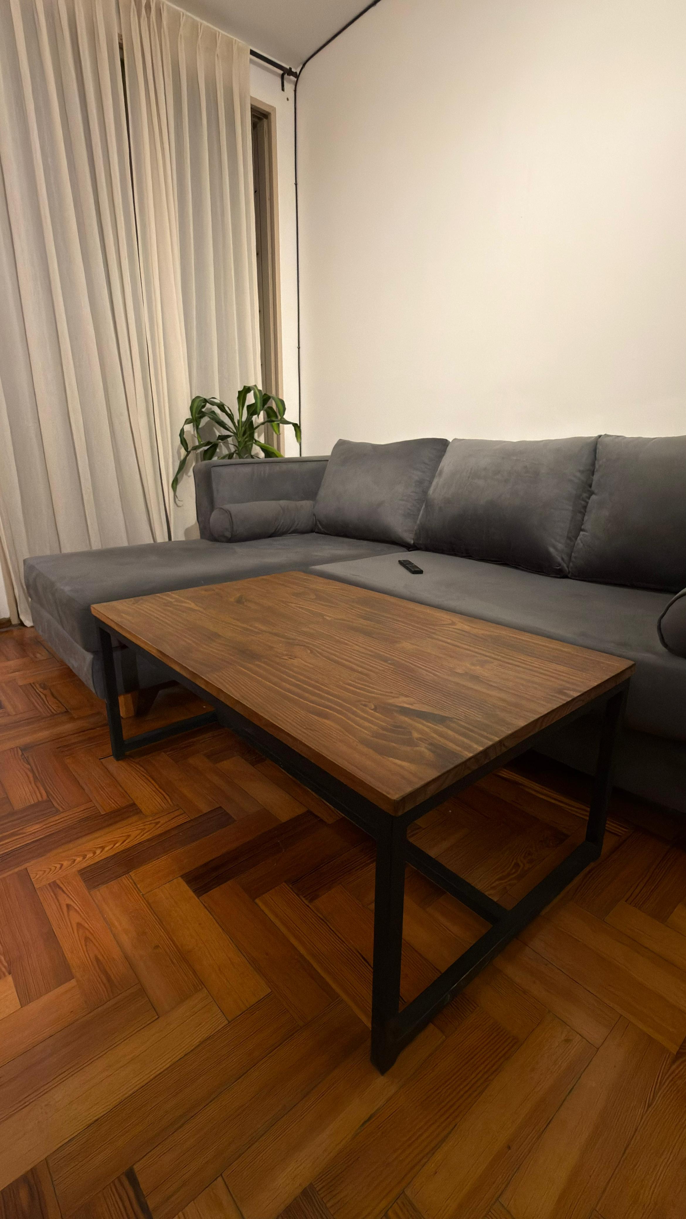Mesa Ratona