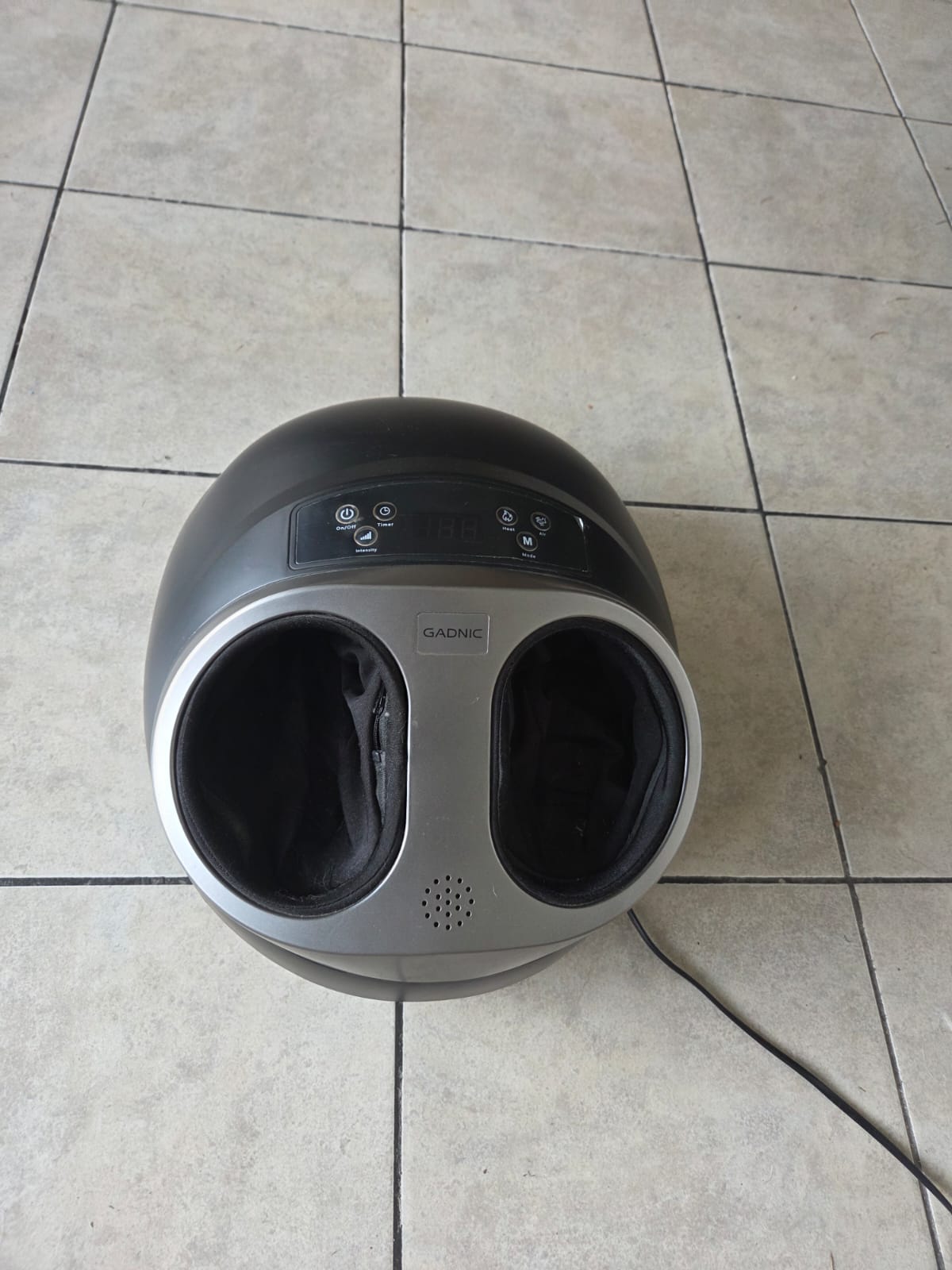 Masajeador de Pies Gadnic Shiatsu con Calor - ¡Como nuevo!