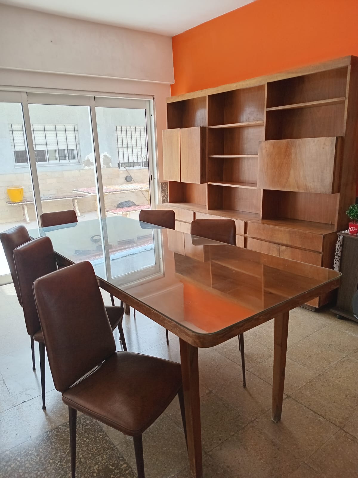 Mesa de comedor + 6 sillas