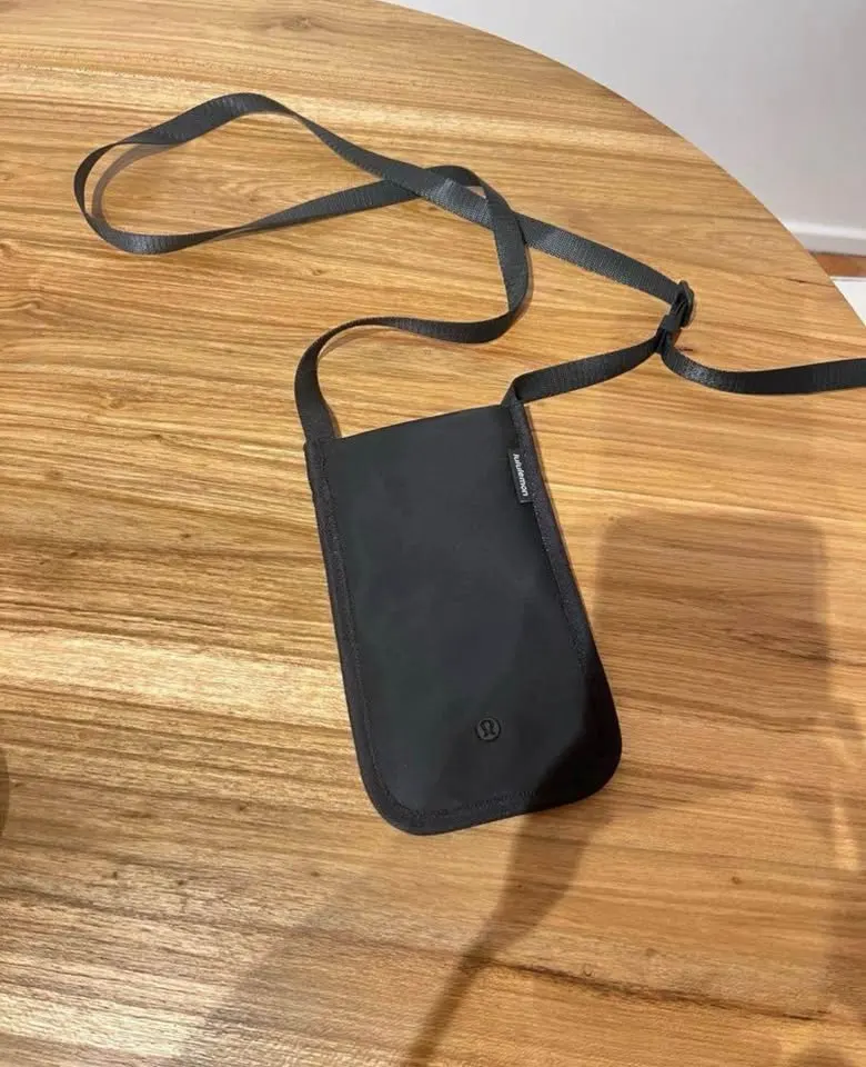 Cartera Lululemon