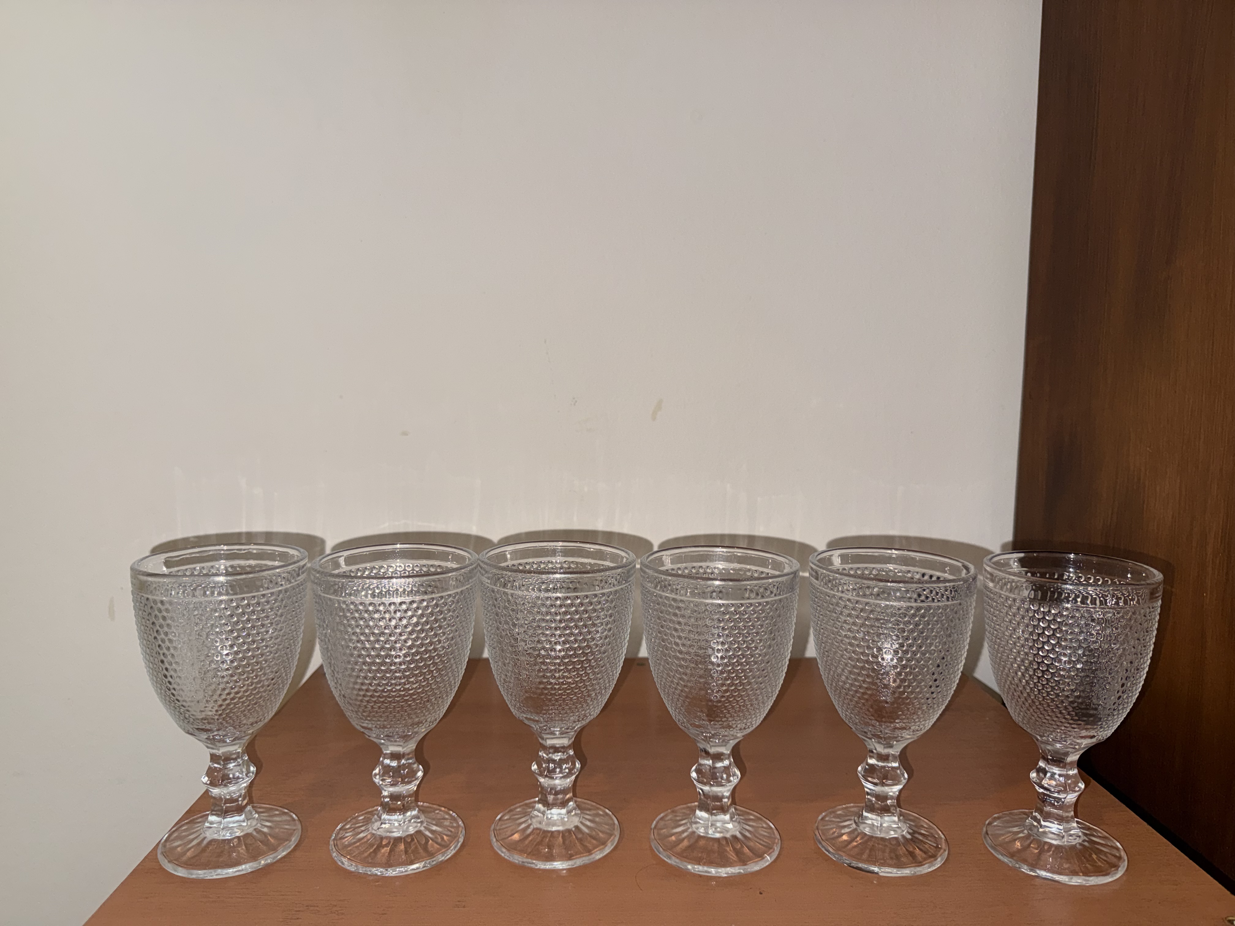 🍷✨ JUEGO DE 6 COPAS DE VIDRIO LABRADO ✨🍷