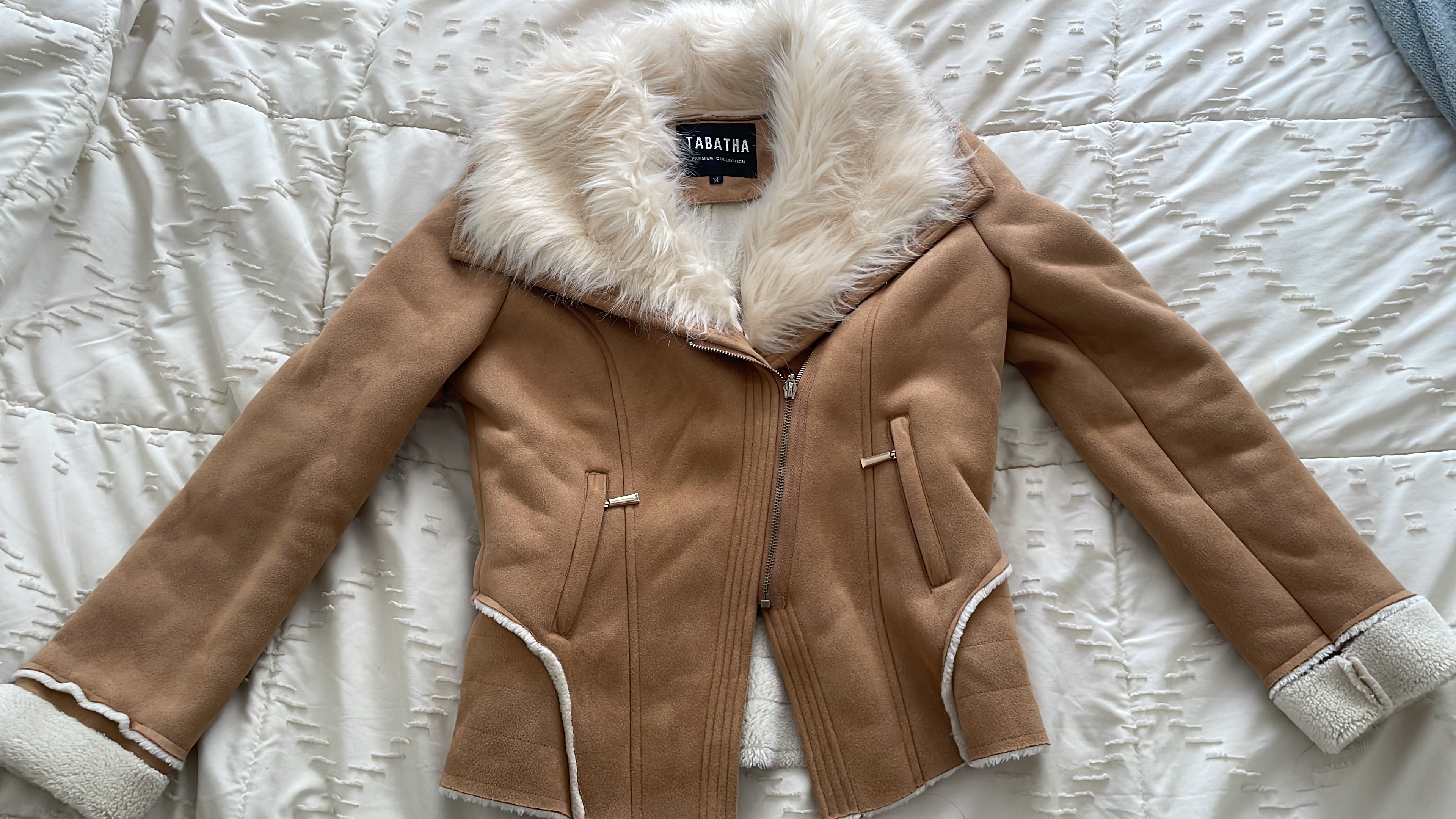 Gamulan Tabatha . Impecable 