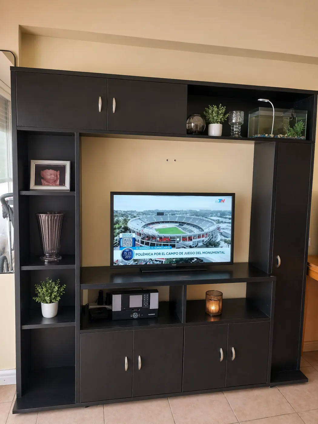 Mesa  tv con biblioteca y repisa modular  living