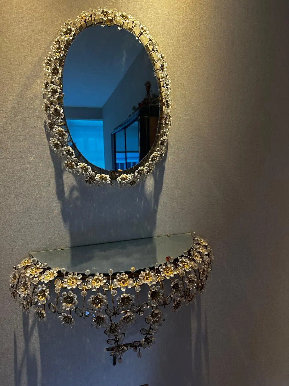 Dresuar de Cristal 