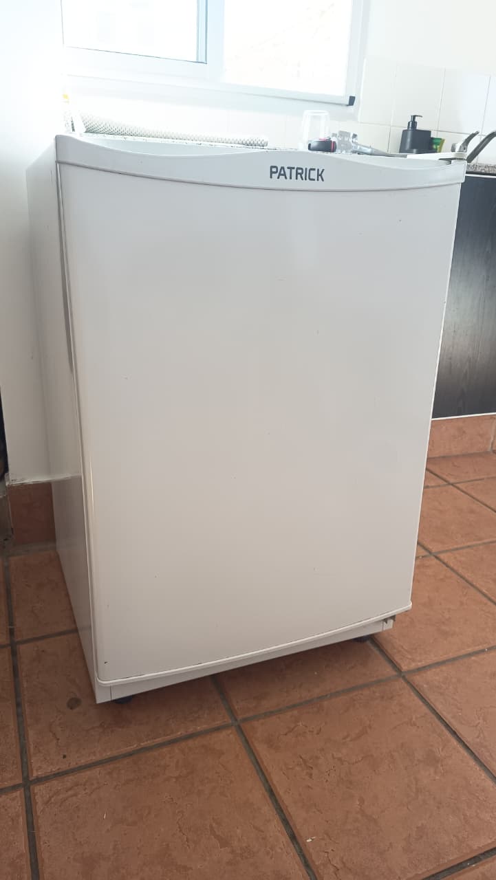 Frigobar - Heladera bajo mesada Patrick