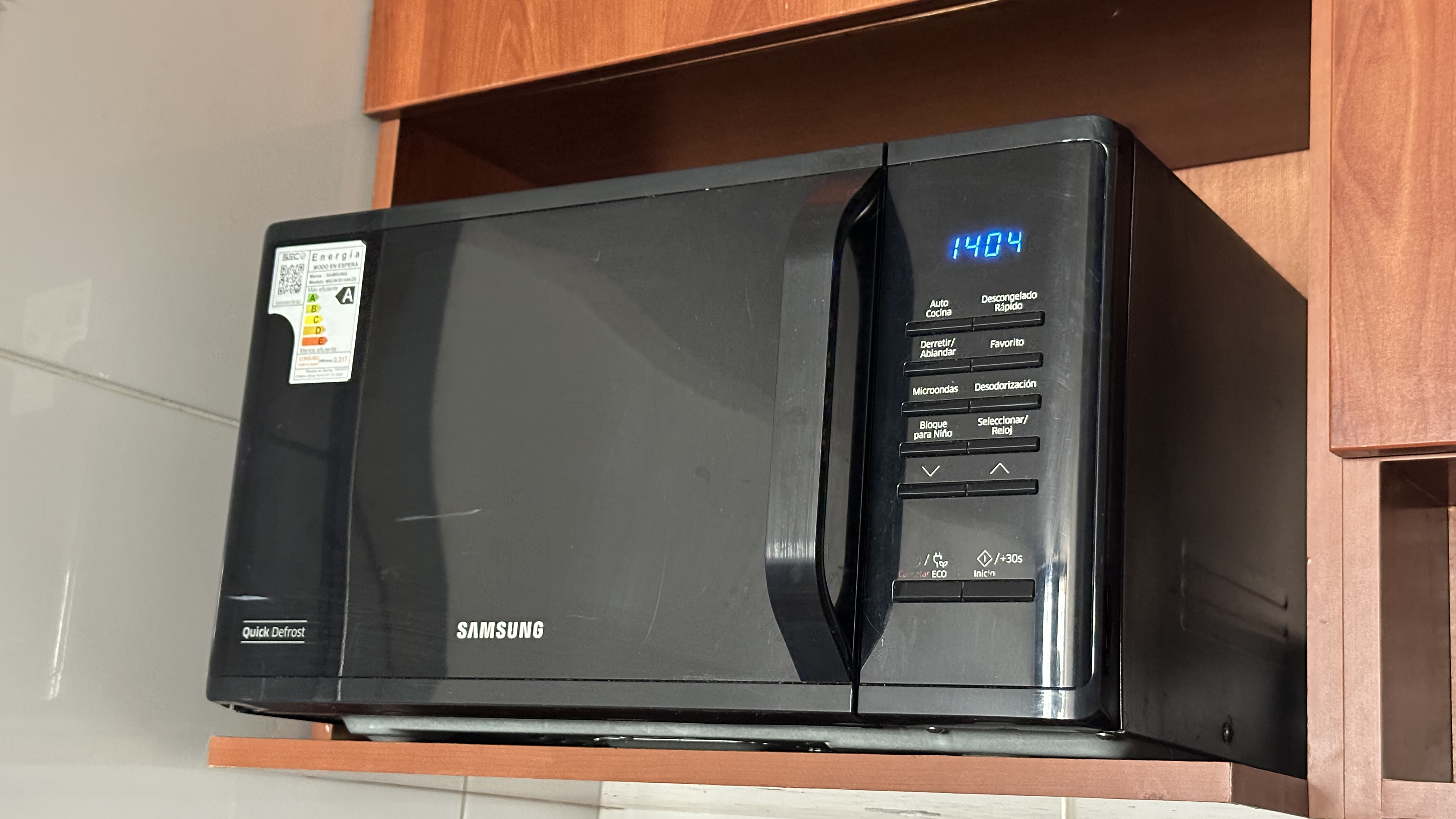 Microondas Samsung Quick Defrost – Excelente estado