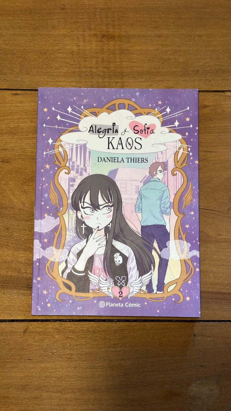 libro “Alegría y Sofía: Kaos 2” de Daniela Thiers.