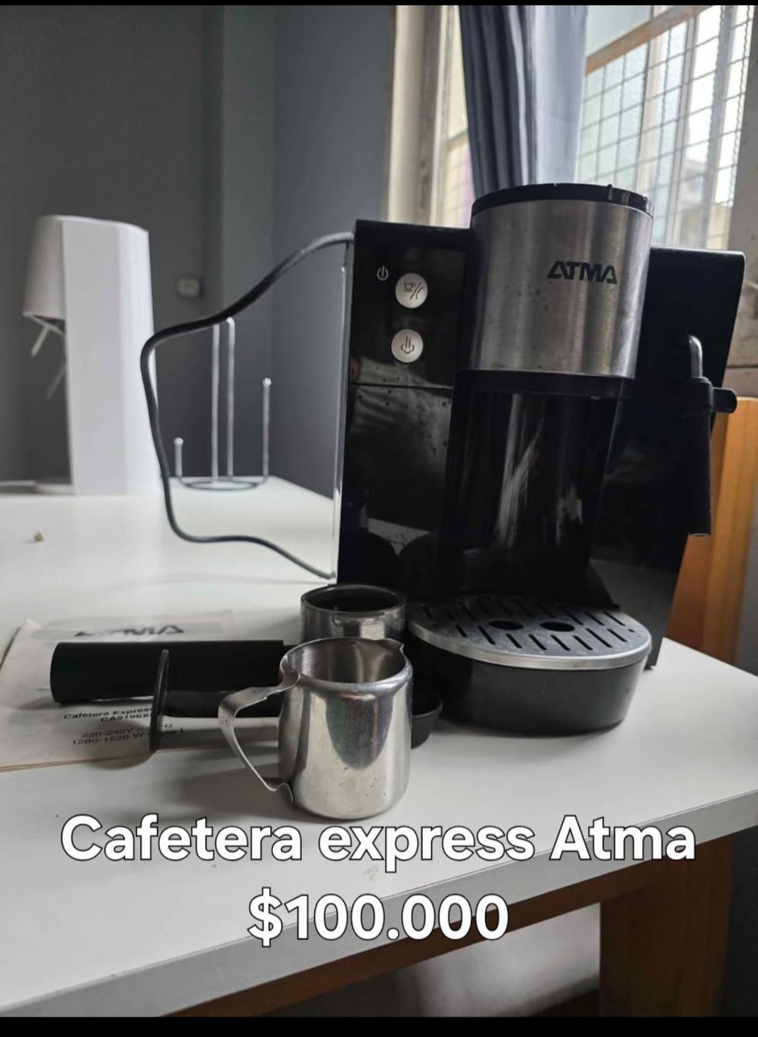 Cafetera express Atma